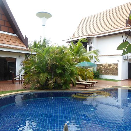 Vip Chain Resort Pool Villa Ban Phe Exteriör bild